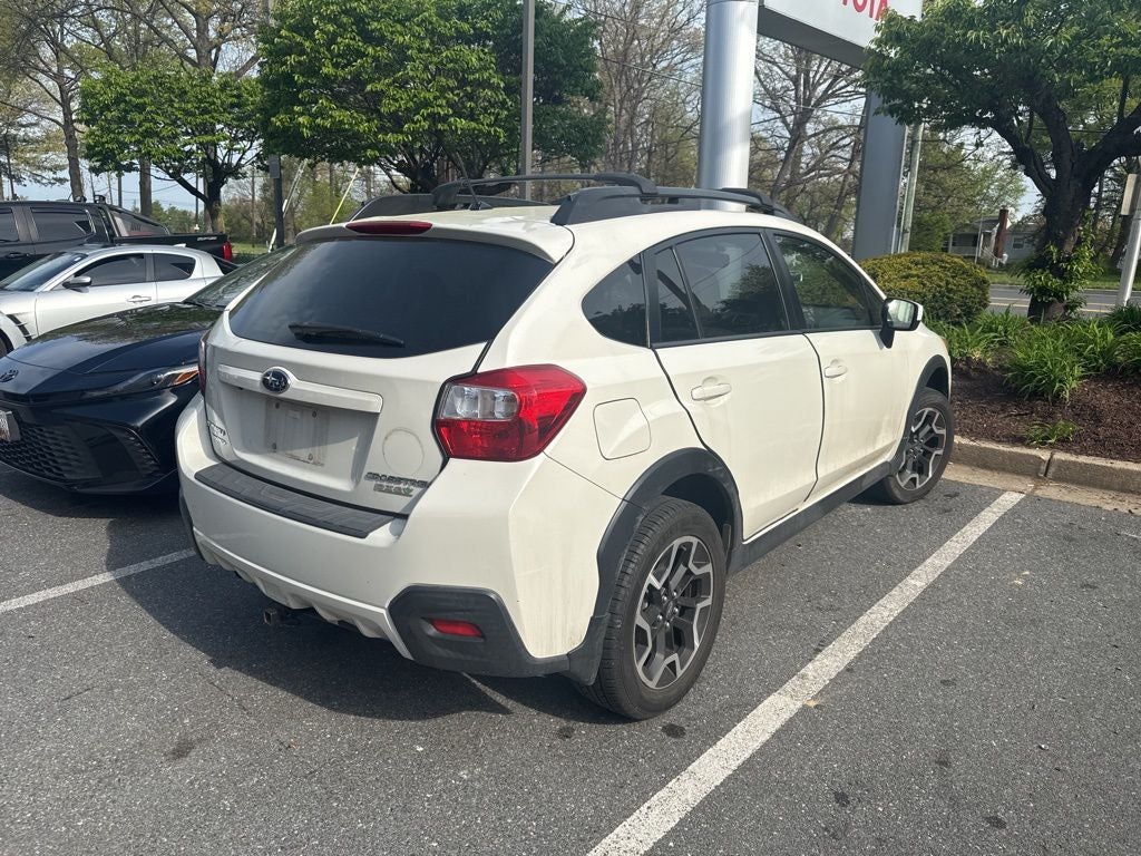 2017 Subaru Crosstrek 2.0i Premium Low Miles!