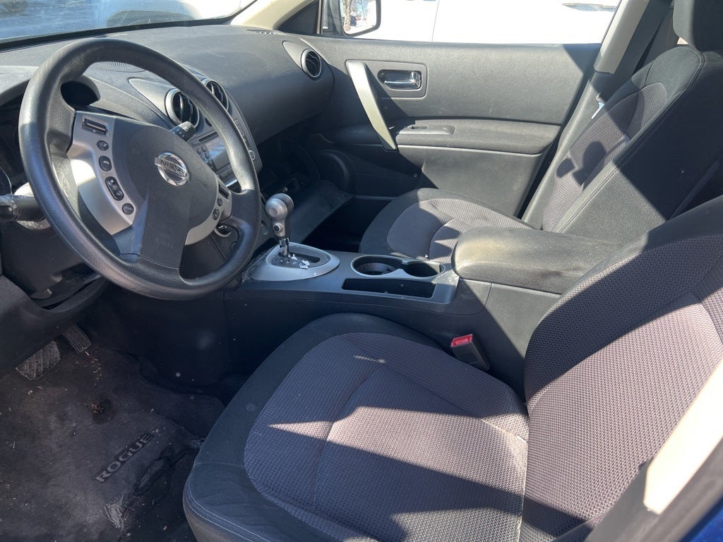 2011 Nissan Rogue SV