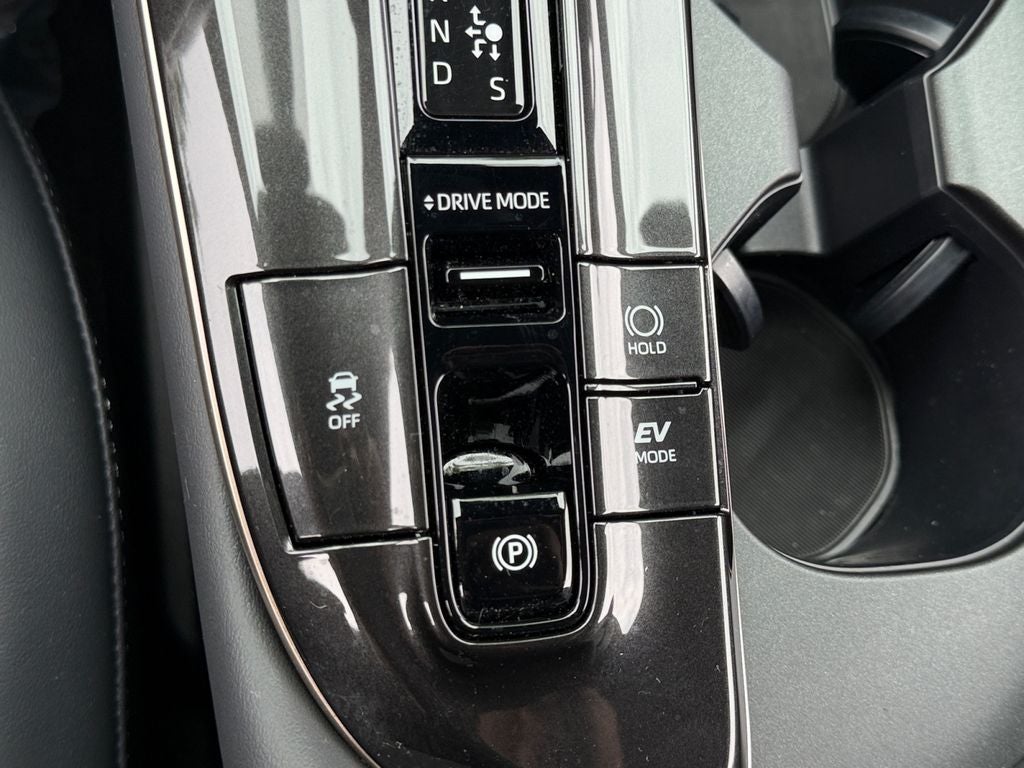 2026 Toyota Crown Signia Limited