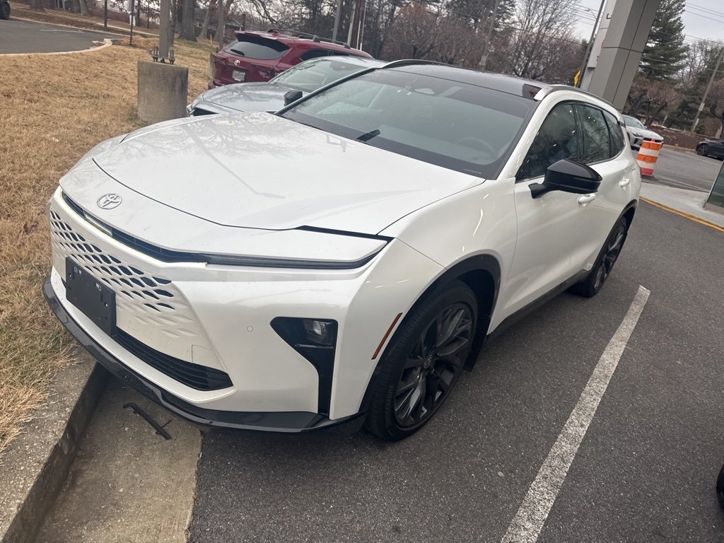 2025 Toyota Crown Signia Limited