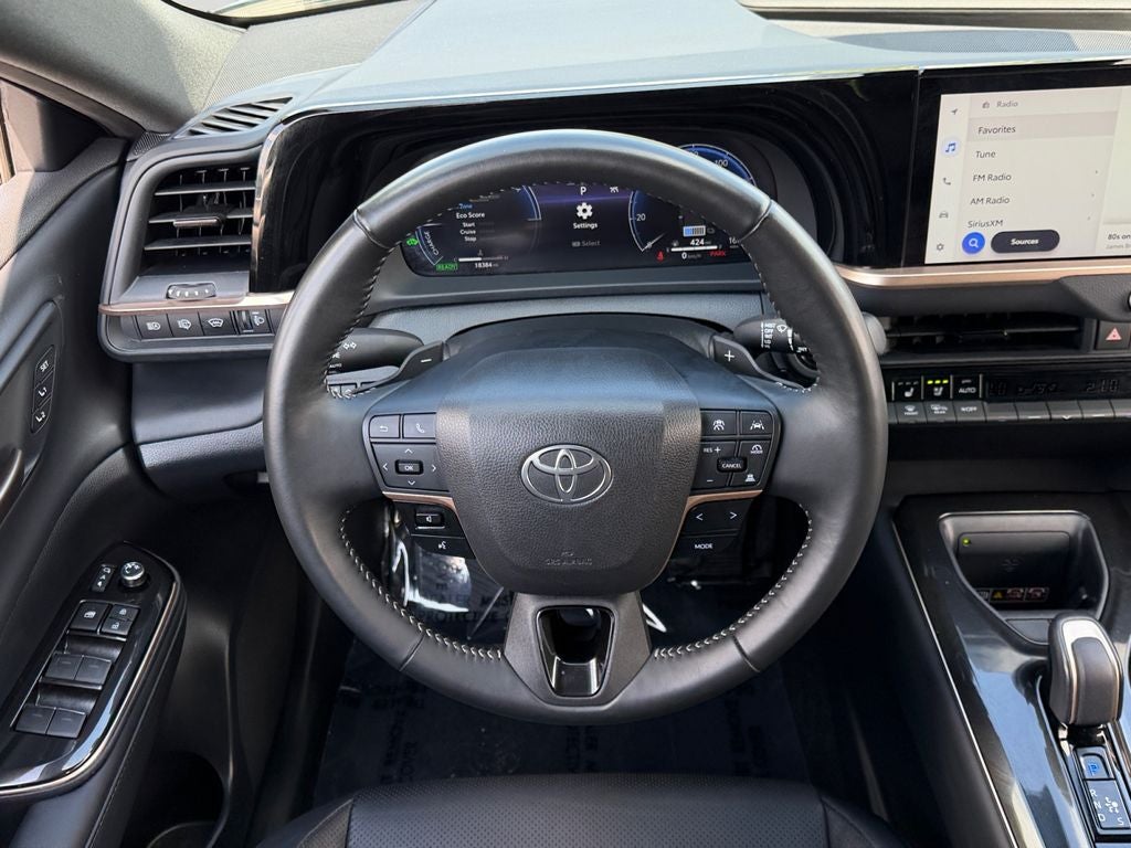 2025 Toyota Crown Signia XLE