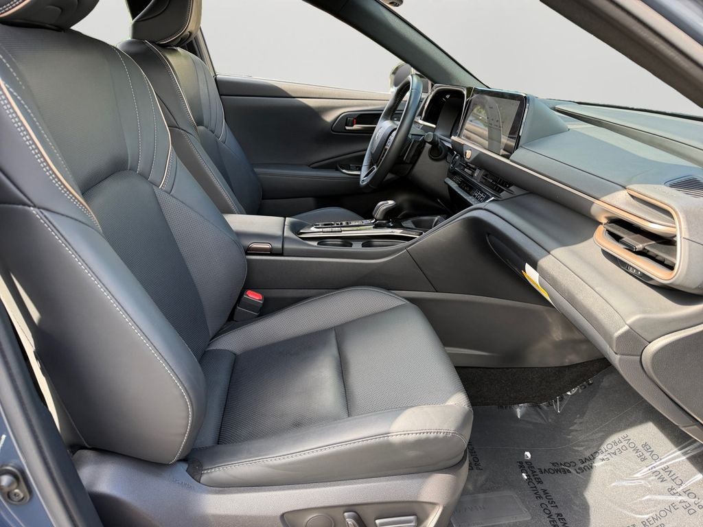 2025 Toyota Crown Signia XLE