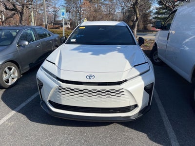 2025 Toyota Crown Signia XLE Low Miles!