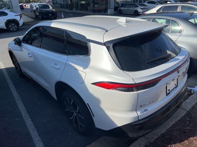 2025 Toyota Crown Signia XLE Low Miles!