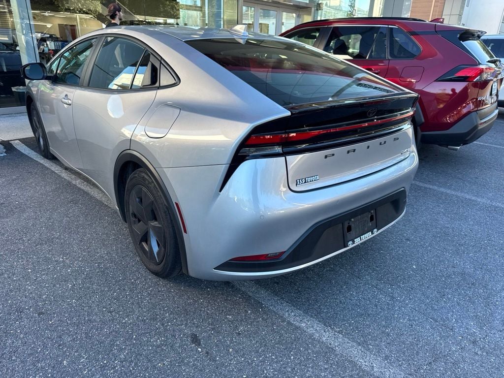 2025 Toyota Prius LE