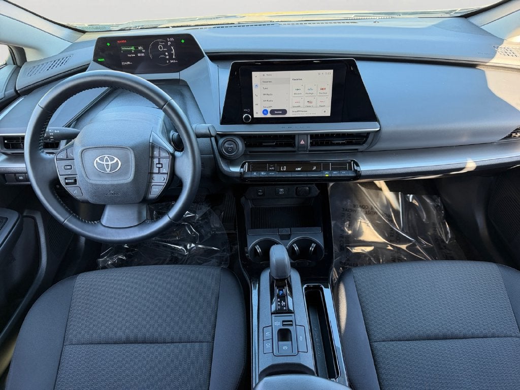 2025 Toyota Prius LE