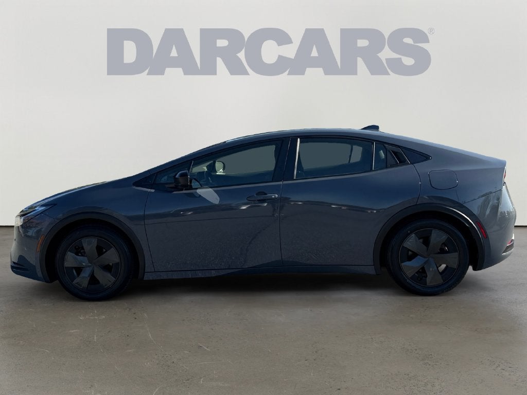 2025 Toyota Prius LE