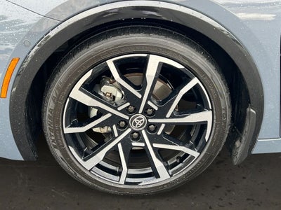 2024 Toyota Prius Prime XSE Premium Low Miles!