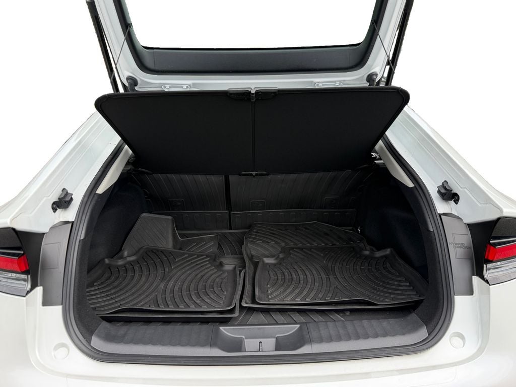 2023 Toyota Prius XLE