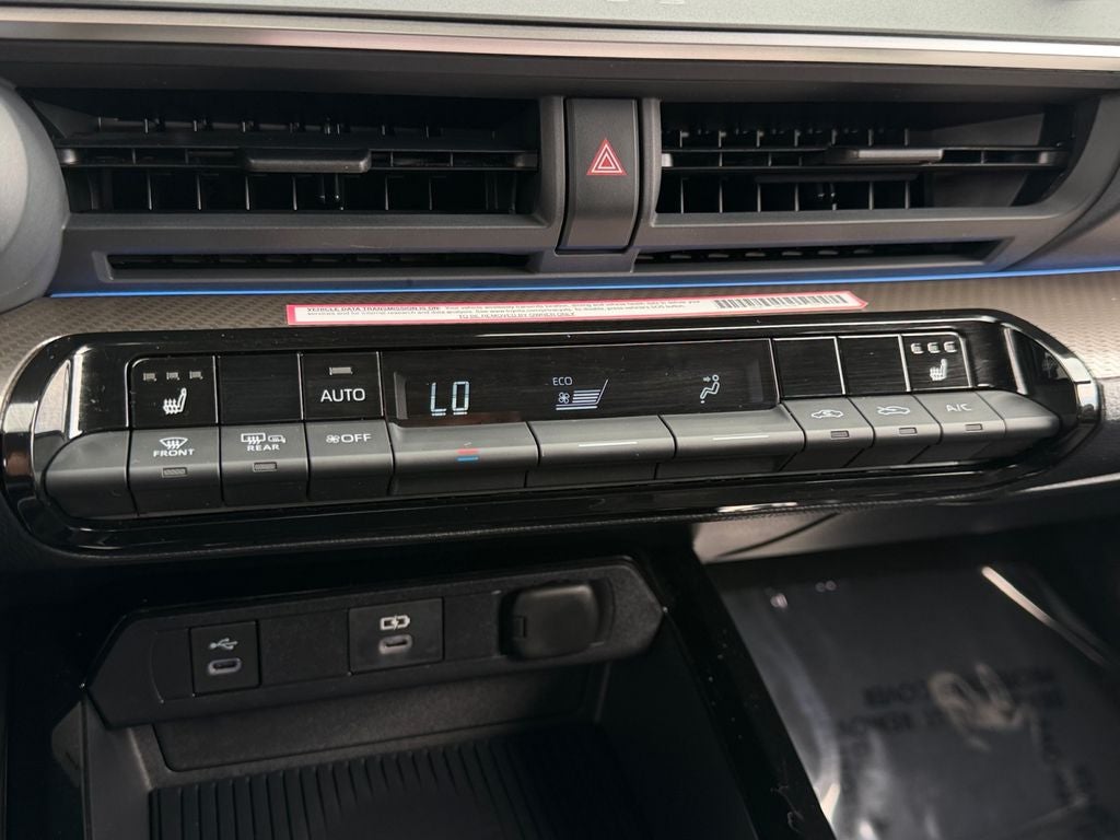 2023 Toyota Prius XLE