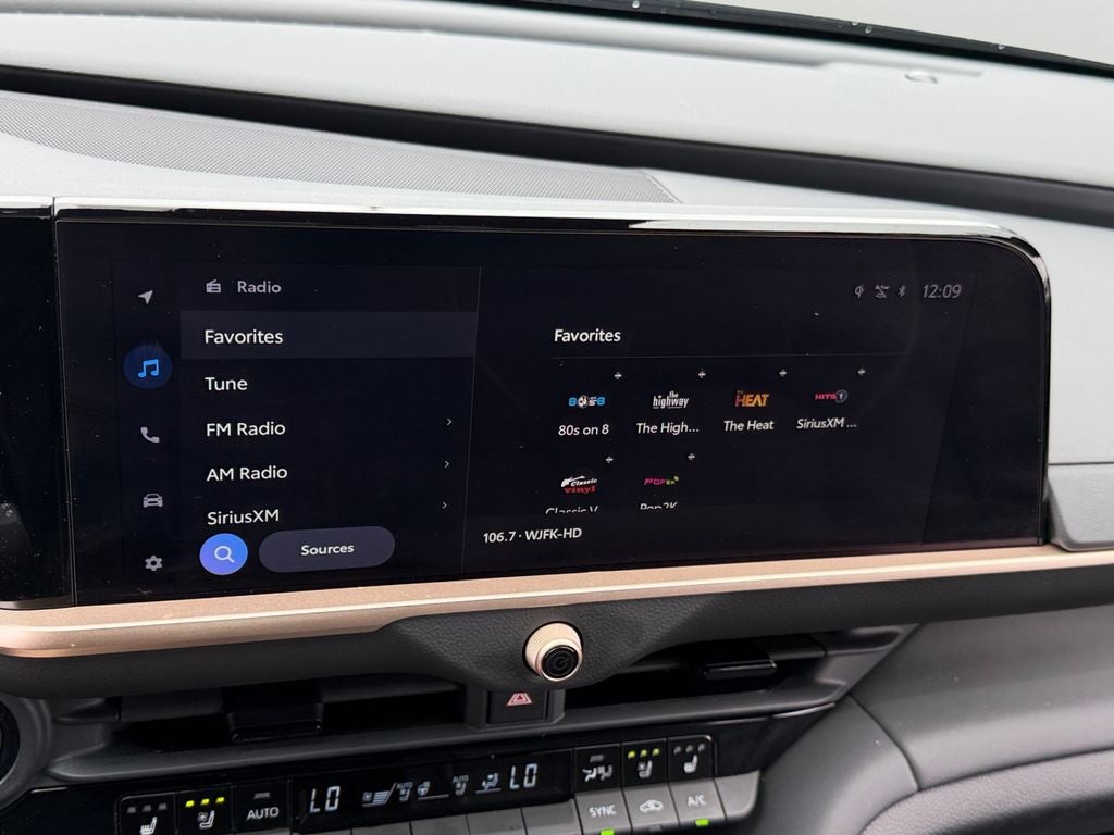 2025 Toyota Crown Platinum