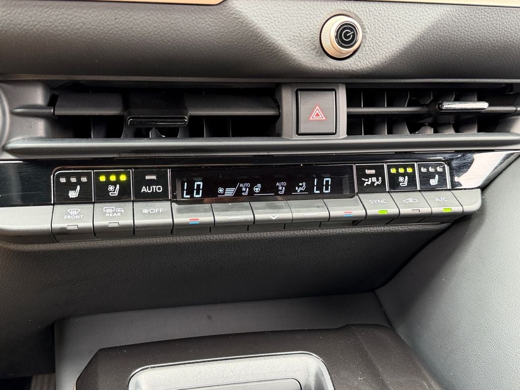 2025 Toyota Crown Platinum