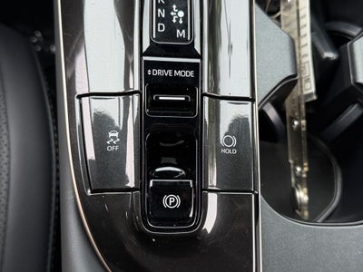 2025 Toyota Crown Platinum