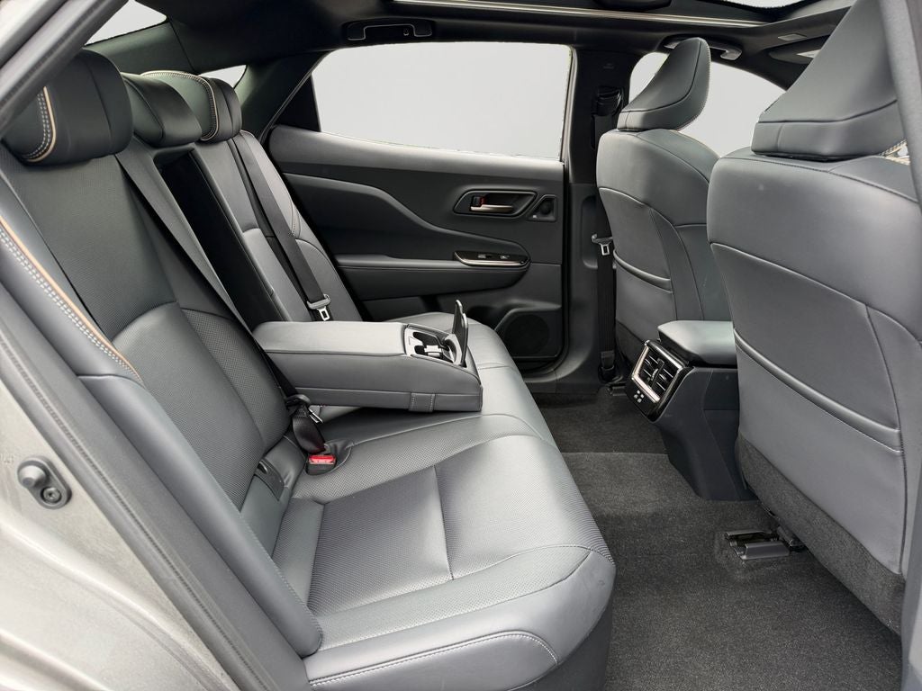 2025 Toyota Crown Platinum