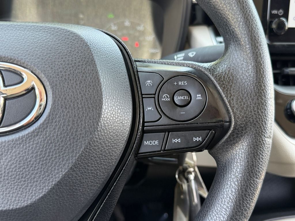 2025 Toyota Corolla Hybrid LE