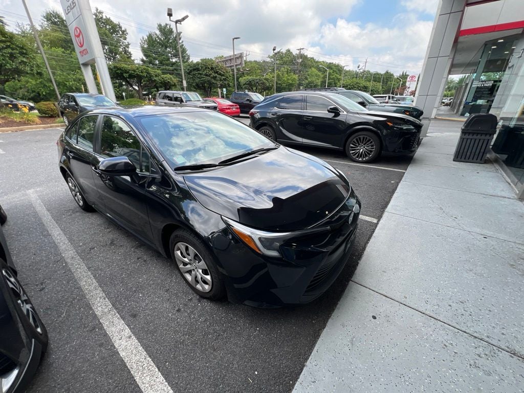 2025 Toyota Corolla Hybrid LE