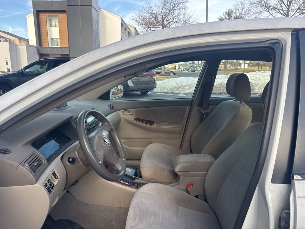 2005 Toyota Corolla LE