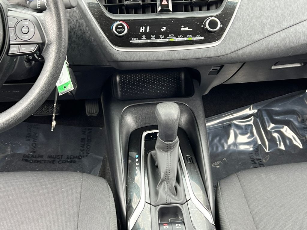 2022 Toyota Corolla LE Super Low Miles!