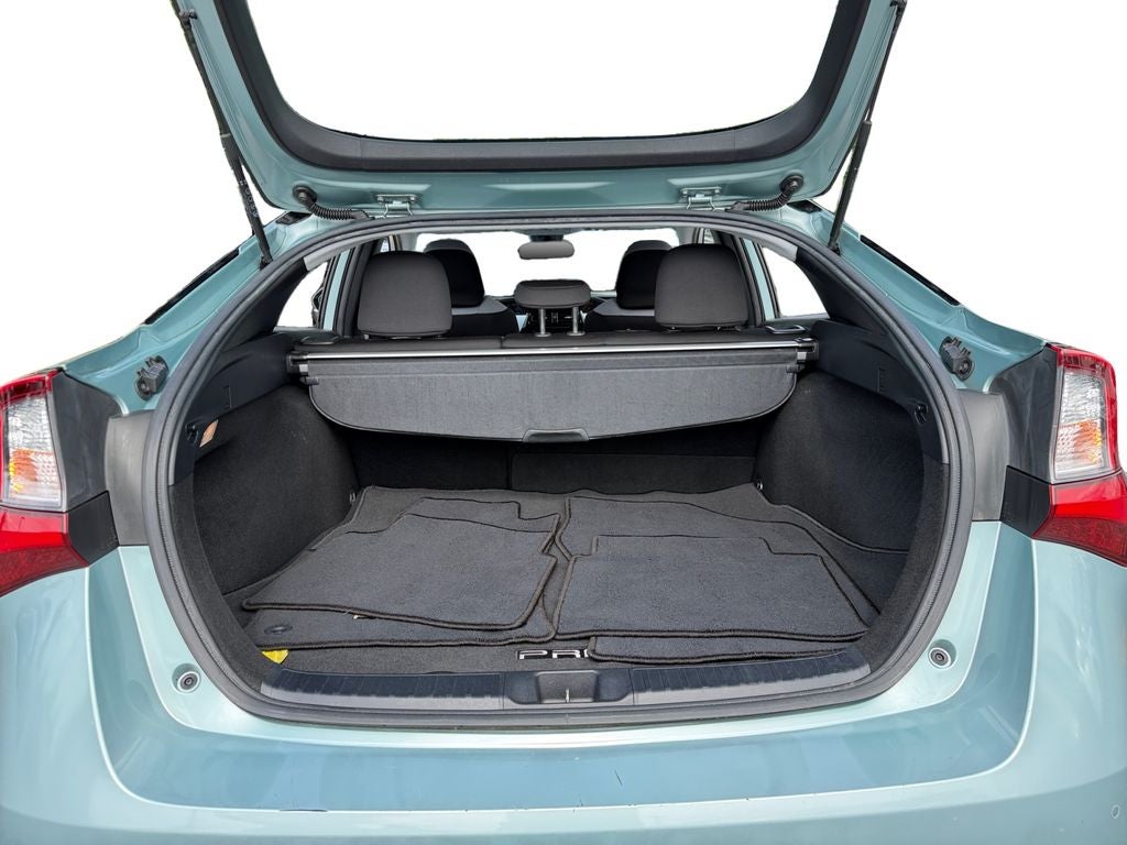 2019 Toyota Prius LE