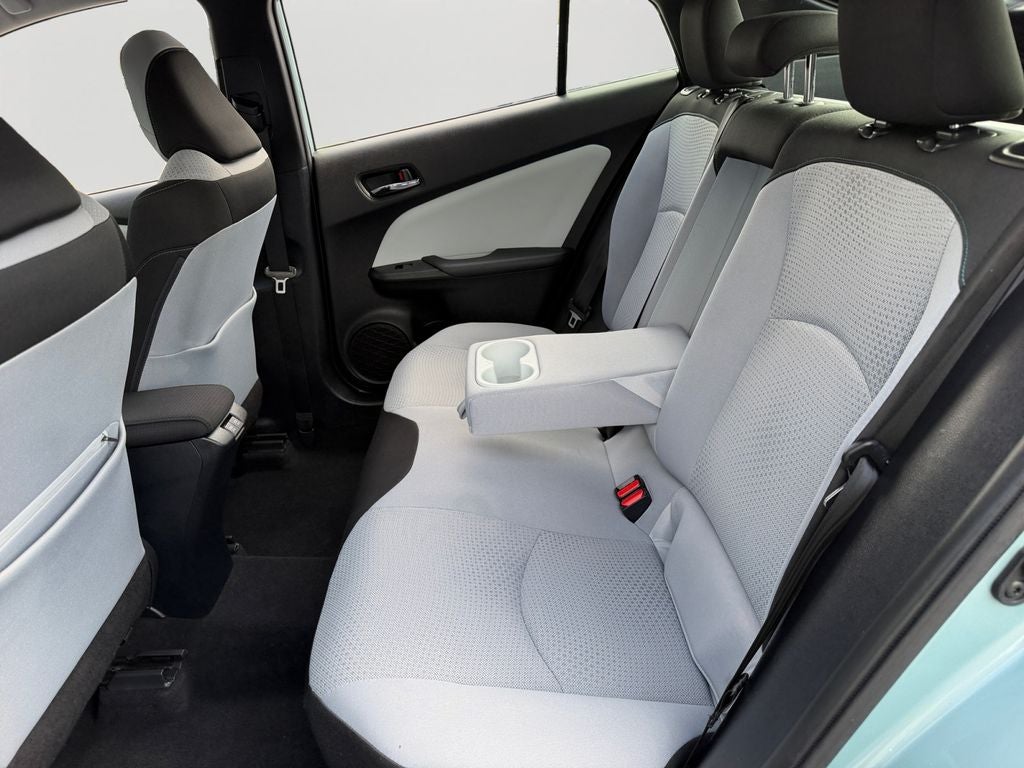 2019 Toyota Prius LE