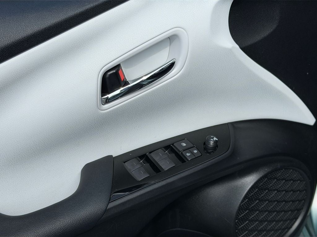 2019 Toyota Prius LE