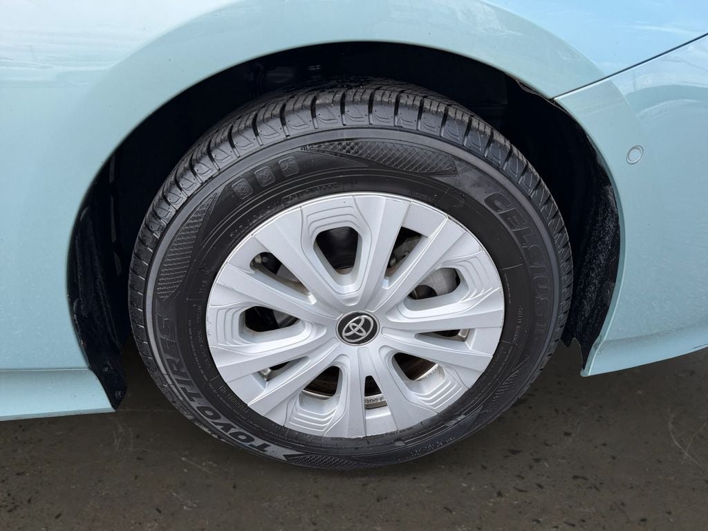 2019 Toyota Prius LE