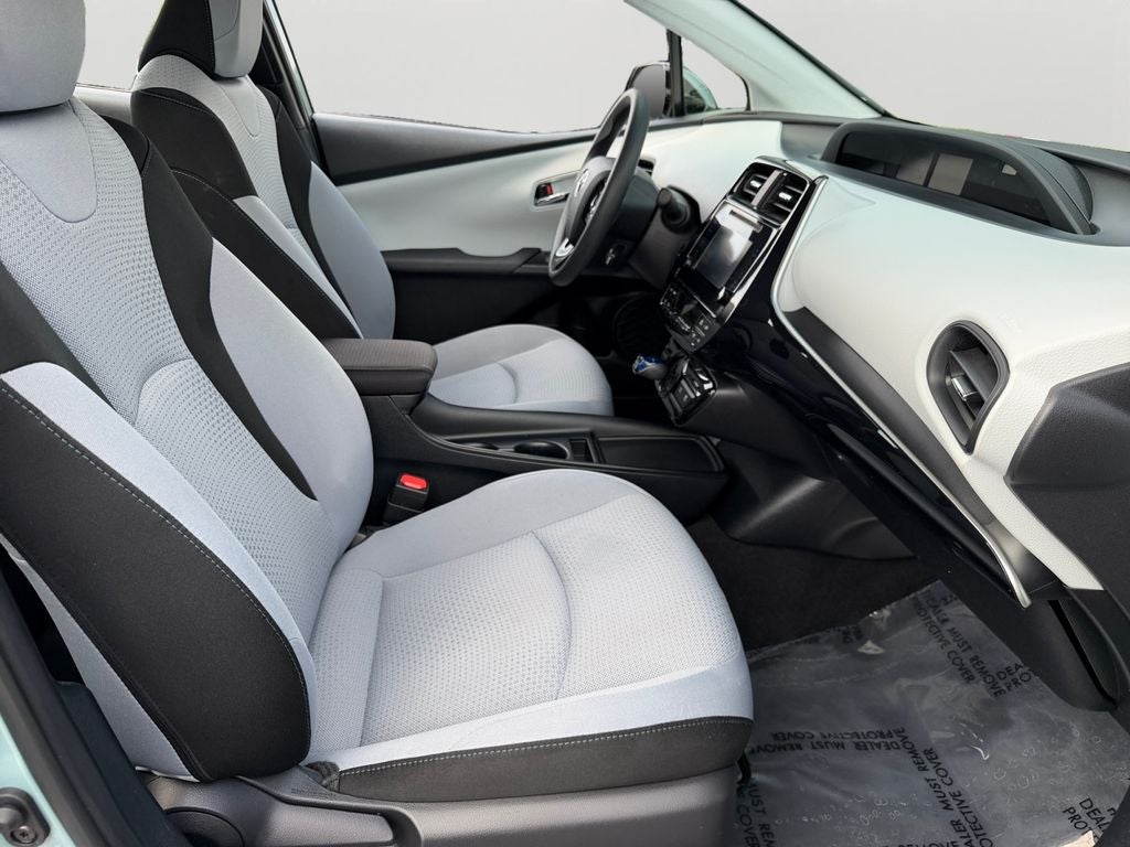 2019 Toyota Prius LE