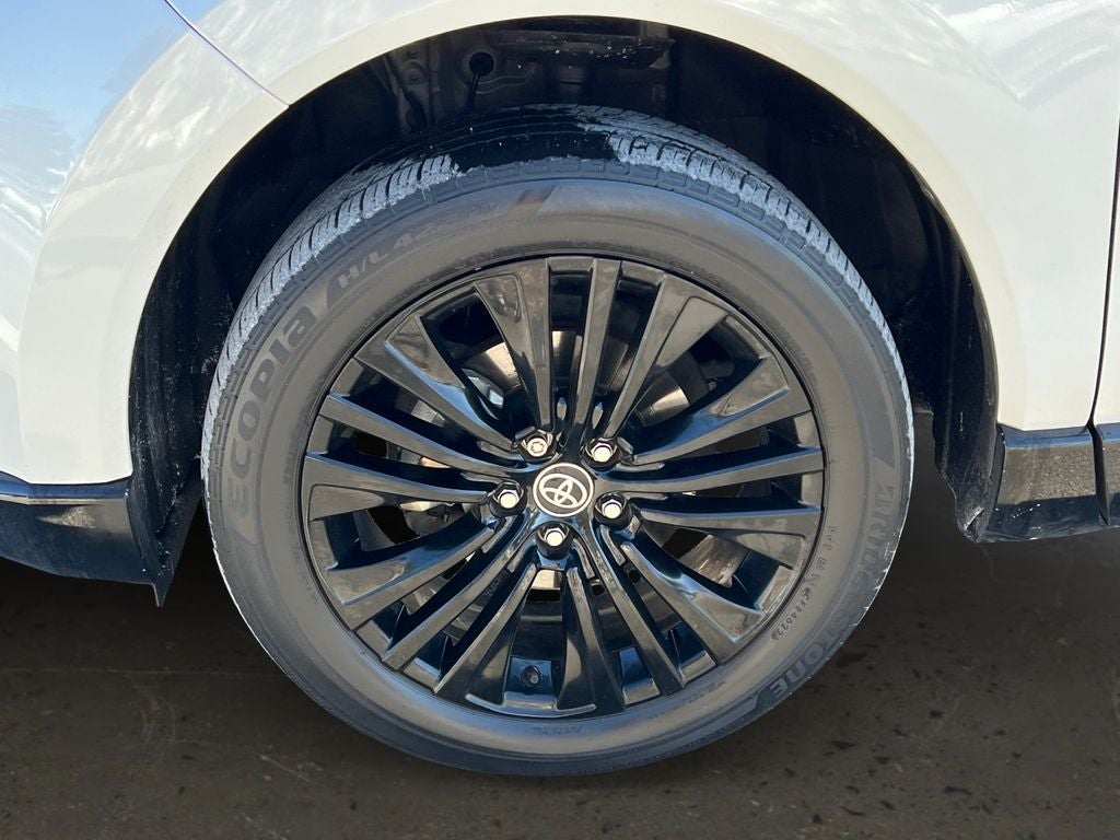 2023 Toyota Venza Nightshade