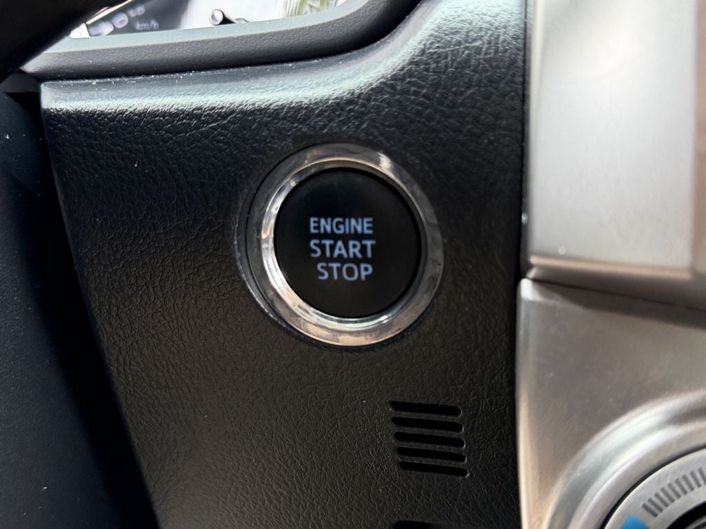 2023 Toyota 4Runner Limited W/ 3RD ROW!