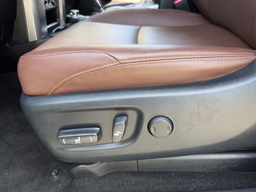 2023 Toyota 4Runner Limited W/ 3rd Row Very Rare!