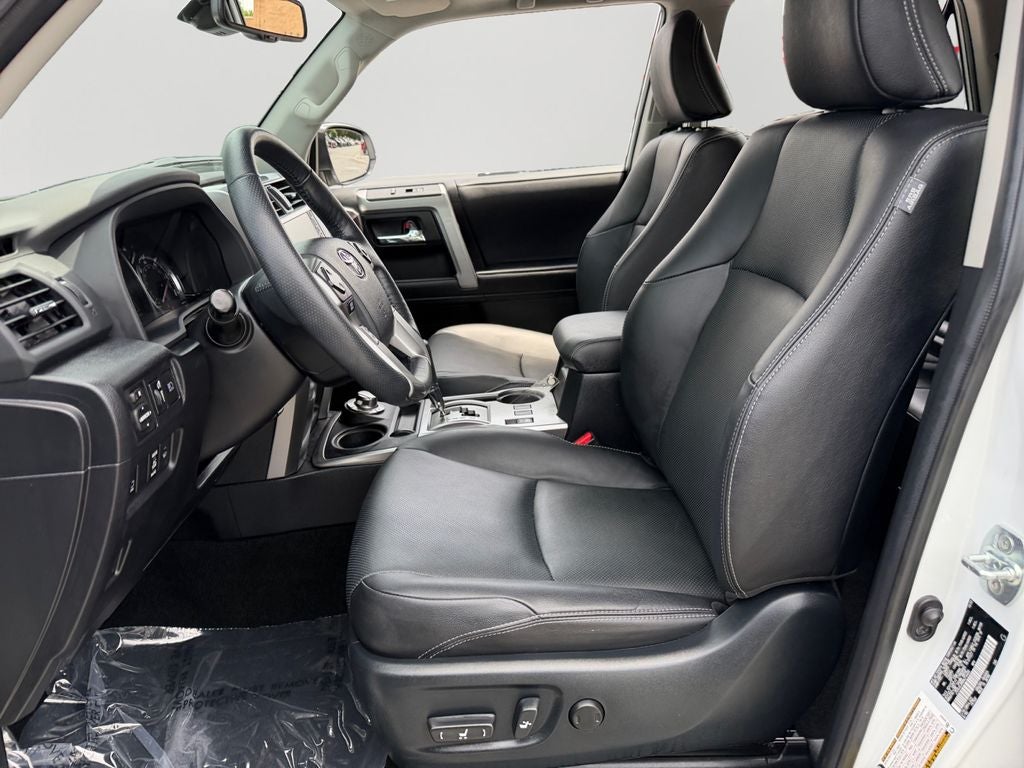2024 Toyota 4Runner Limited W/ 3RD ROW!