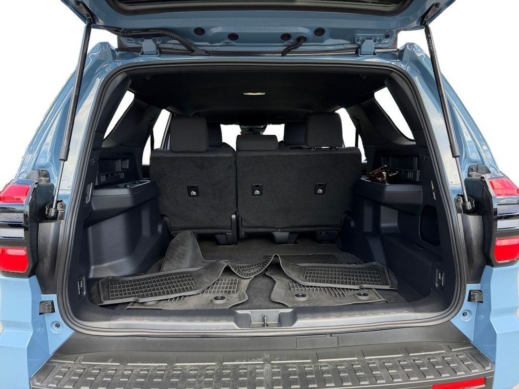 2025 Toyota 4Runner SR5 4WD/Heritage Blue!