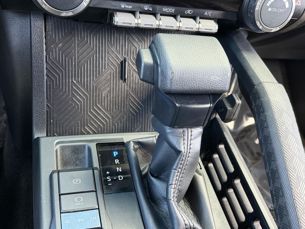 2025 Toyota 4Runner SR5 4WD/Heritage Blue!