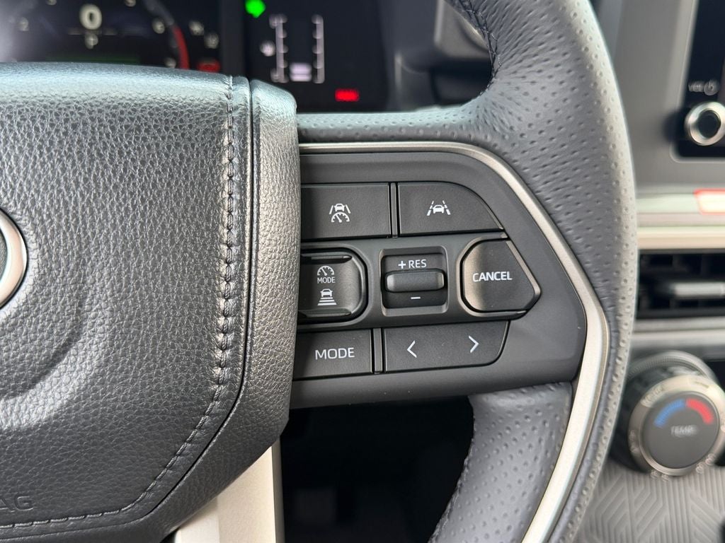 2026 Toyota 4Runner SR5 W/ 3RD SEATING!