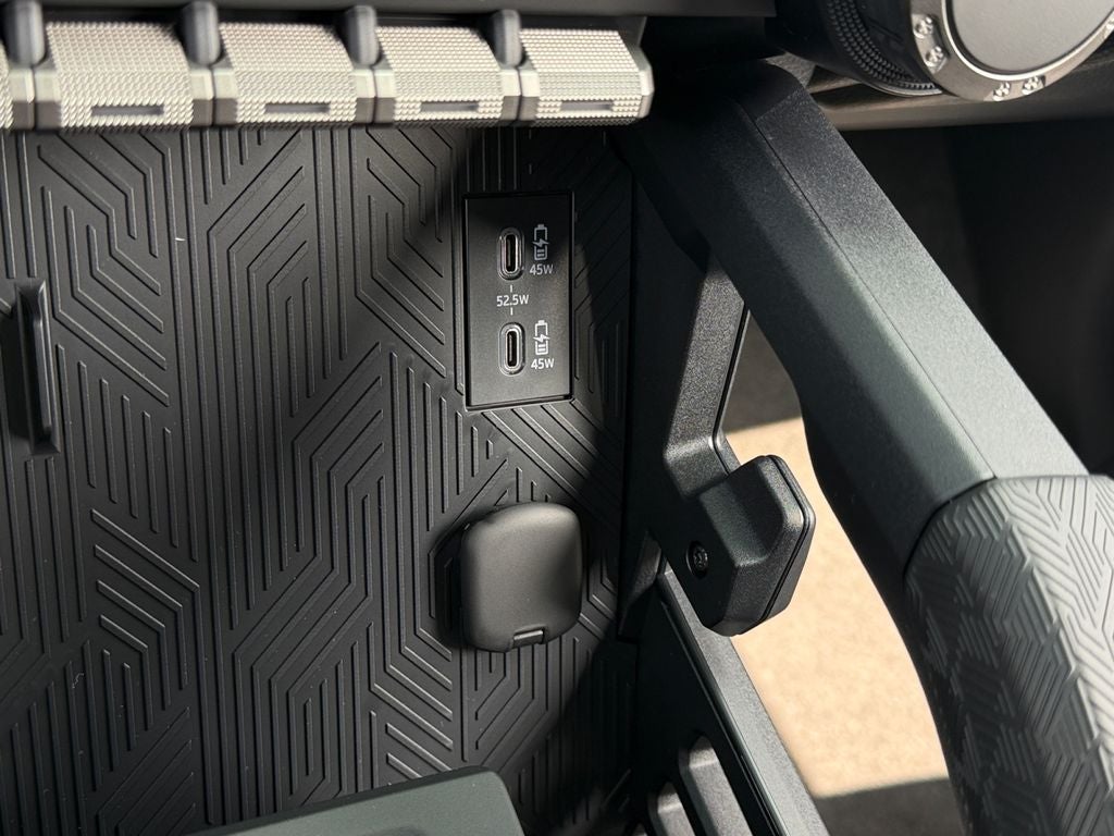 2026 Toyota 4Runner SR5 W/ 3RD SEATING!