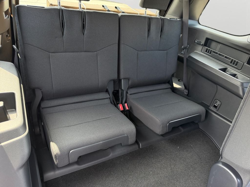 2026 Toyota 4Runner SR5 W/ 3RD SEATING!
