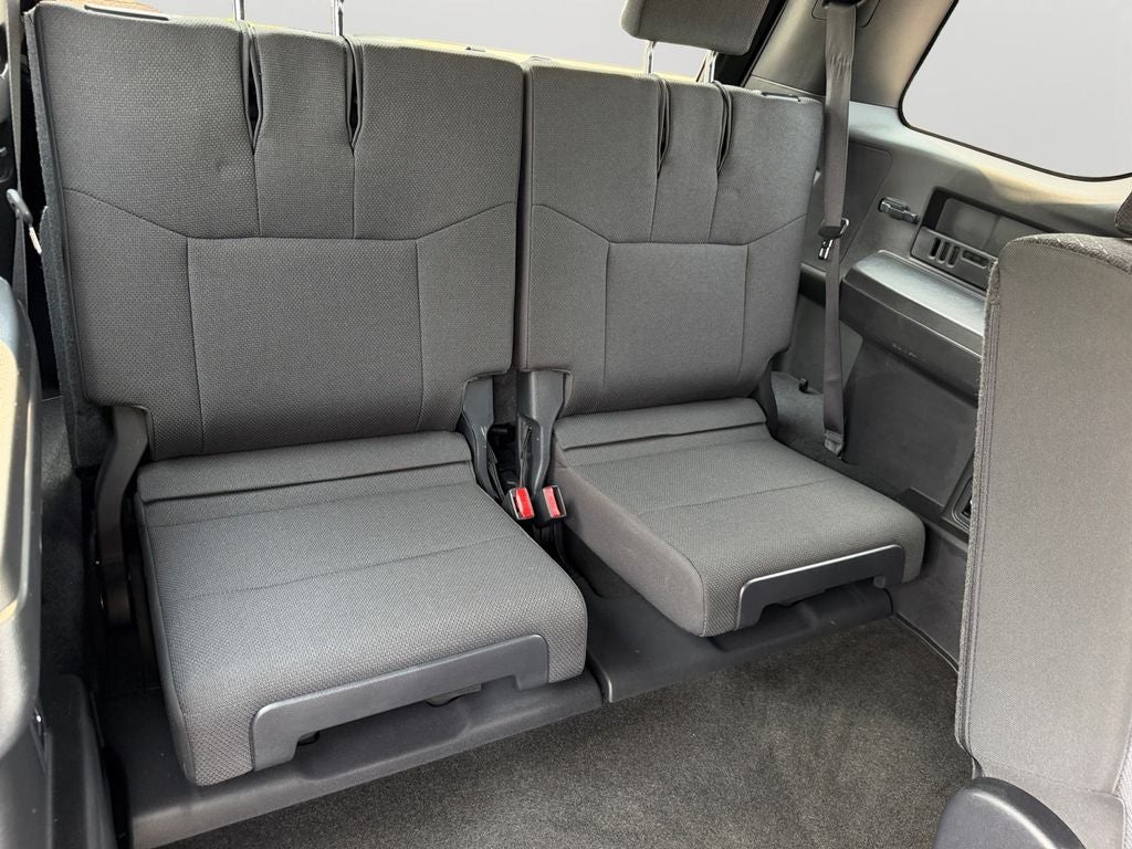 2025 Toyota 4Runner SR5 W/ 3RD ROW SEATING!