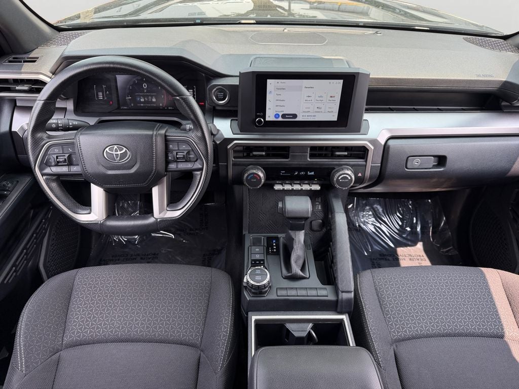 2025 Toyota 4Runner SR5 W/ 3RD ROW SEATING!