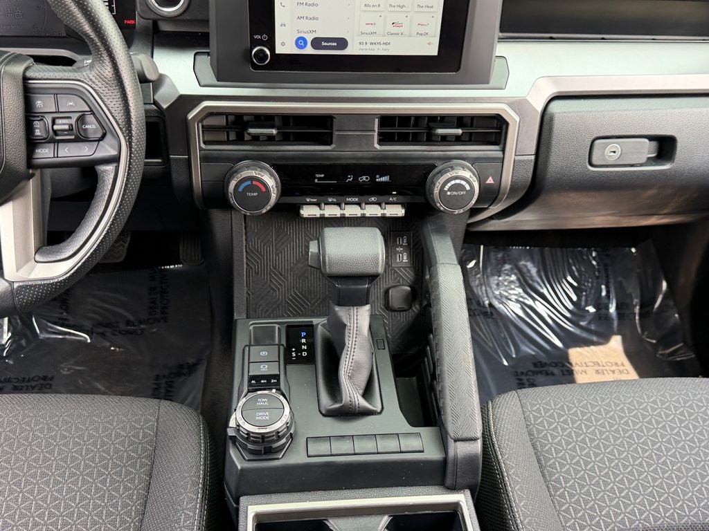 2025 Toyota 4Runner SR5 W/ 3RD ROW SEATING!