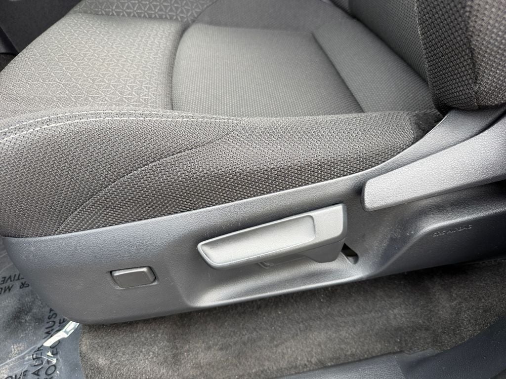 2025 Toyota 4Runner SR5 W/ 3RD ROW SEATING!