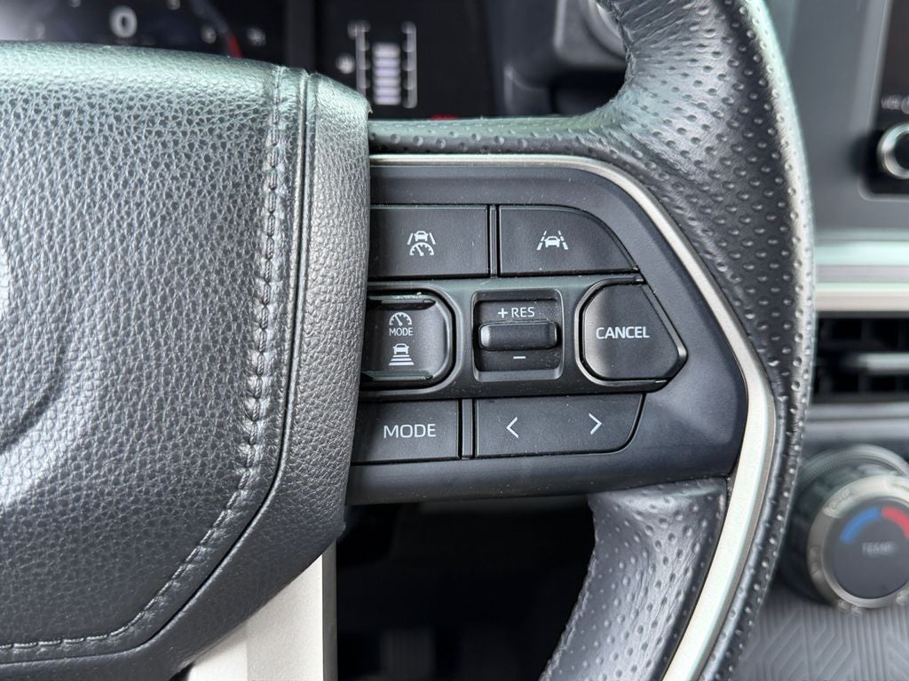 2025 Toyota 4Runner SR5 W/ 3RD ROW SEATING!