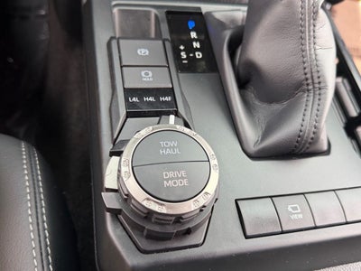 2026 Toyota 4Runner Limited W/ 3RD ROW!