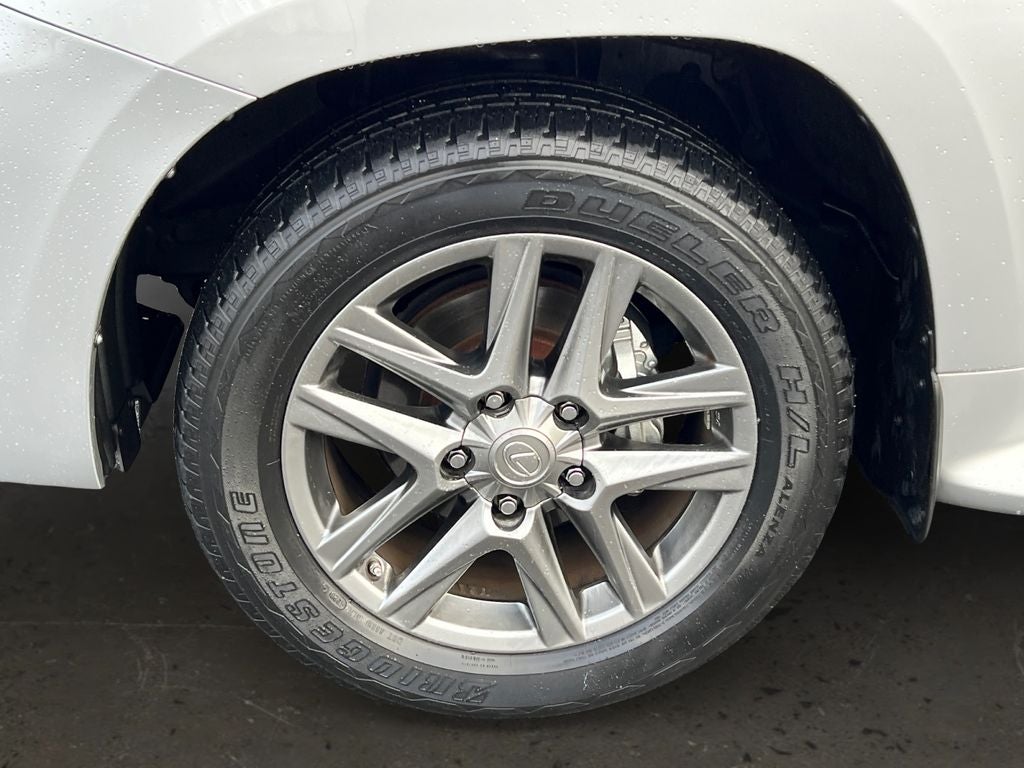 2013 Lexus LX 570 570 Low Miles w/ Rear Entertainment!