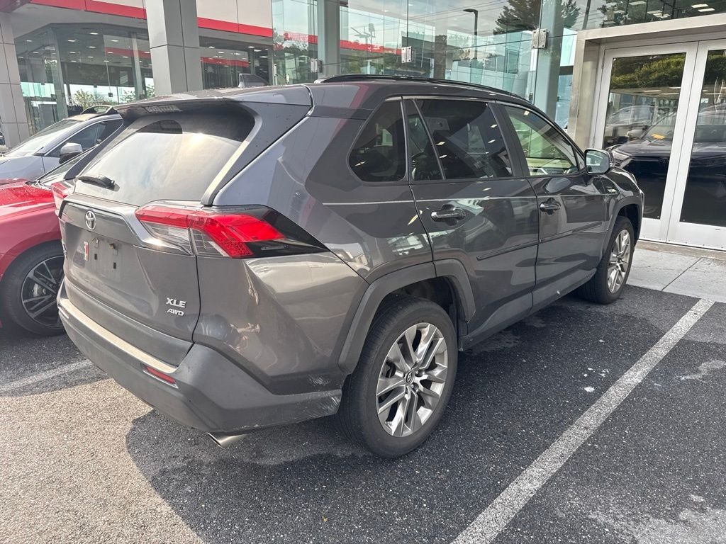 2019 Toyota RAV4 XLE Premium