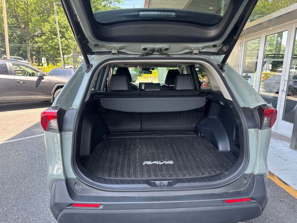 2019 Toyota RAV4 XLE Premium