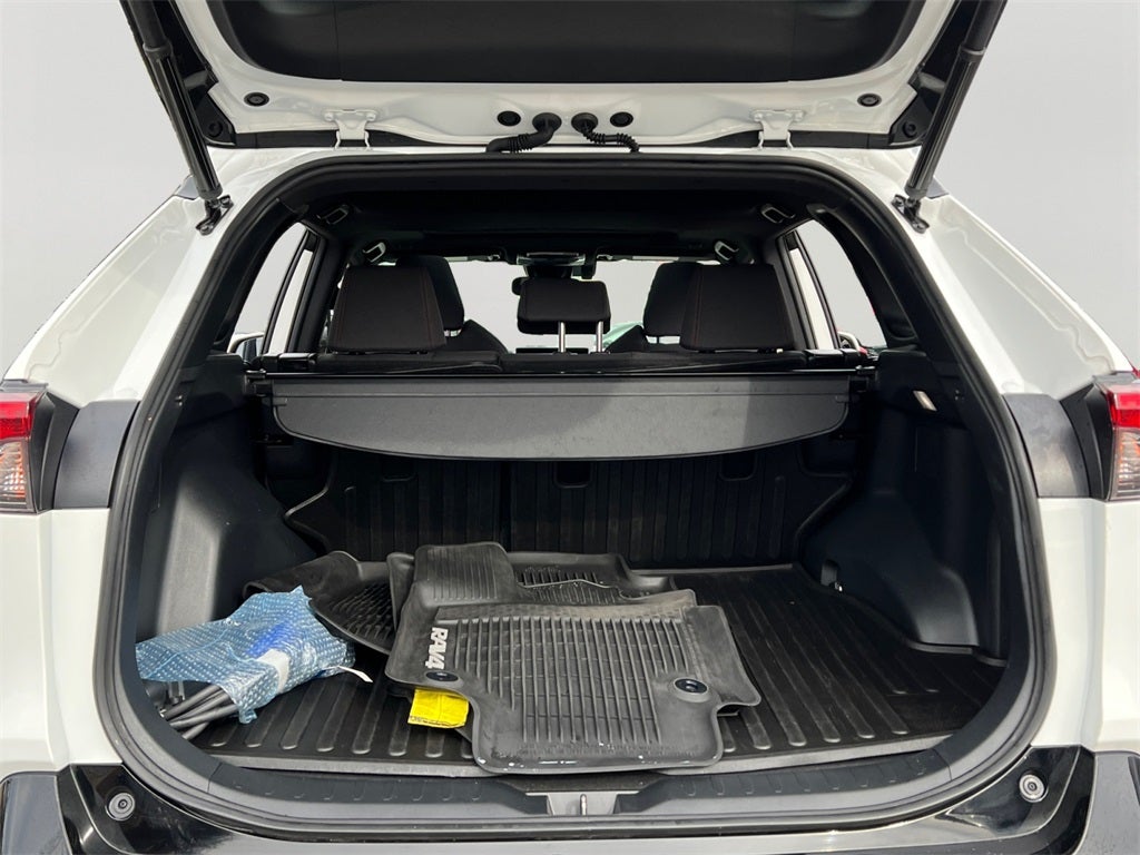 2023 Toyota RAV4 Prime SE Low Miles Plug In!