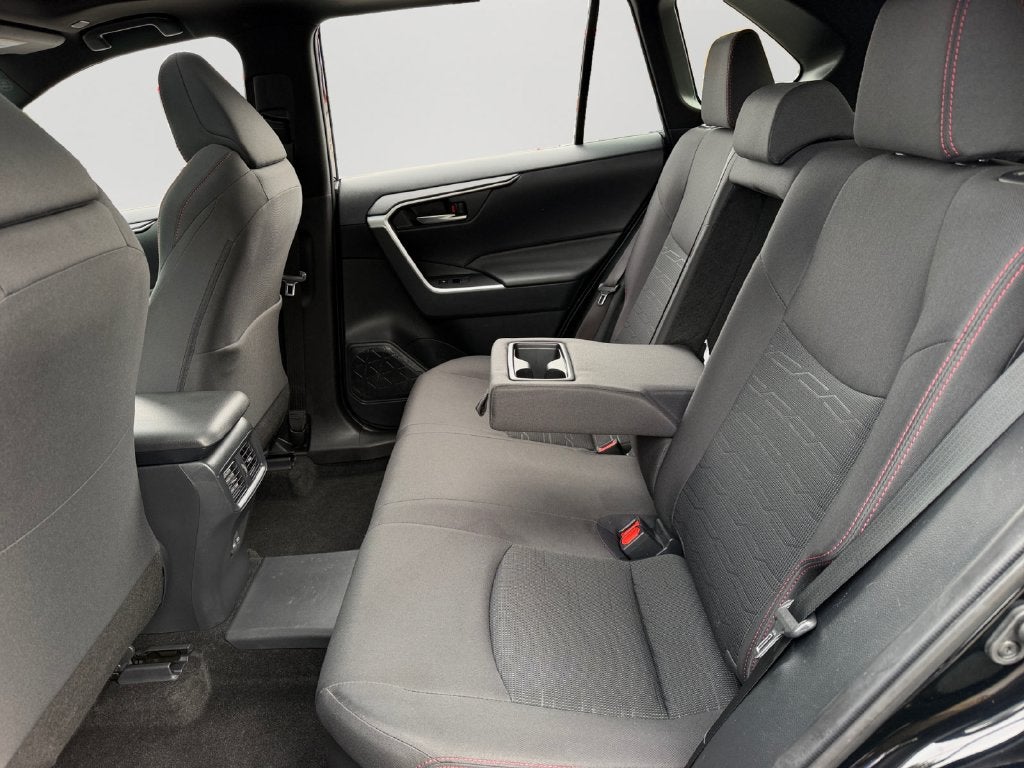 2025 Toyota RAV4 Plug-In Hybrid SE