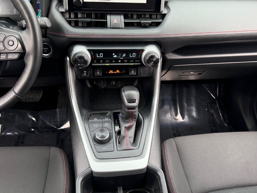 2025 Toyota RAV4 Plug-In Hybrid SE