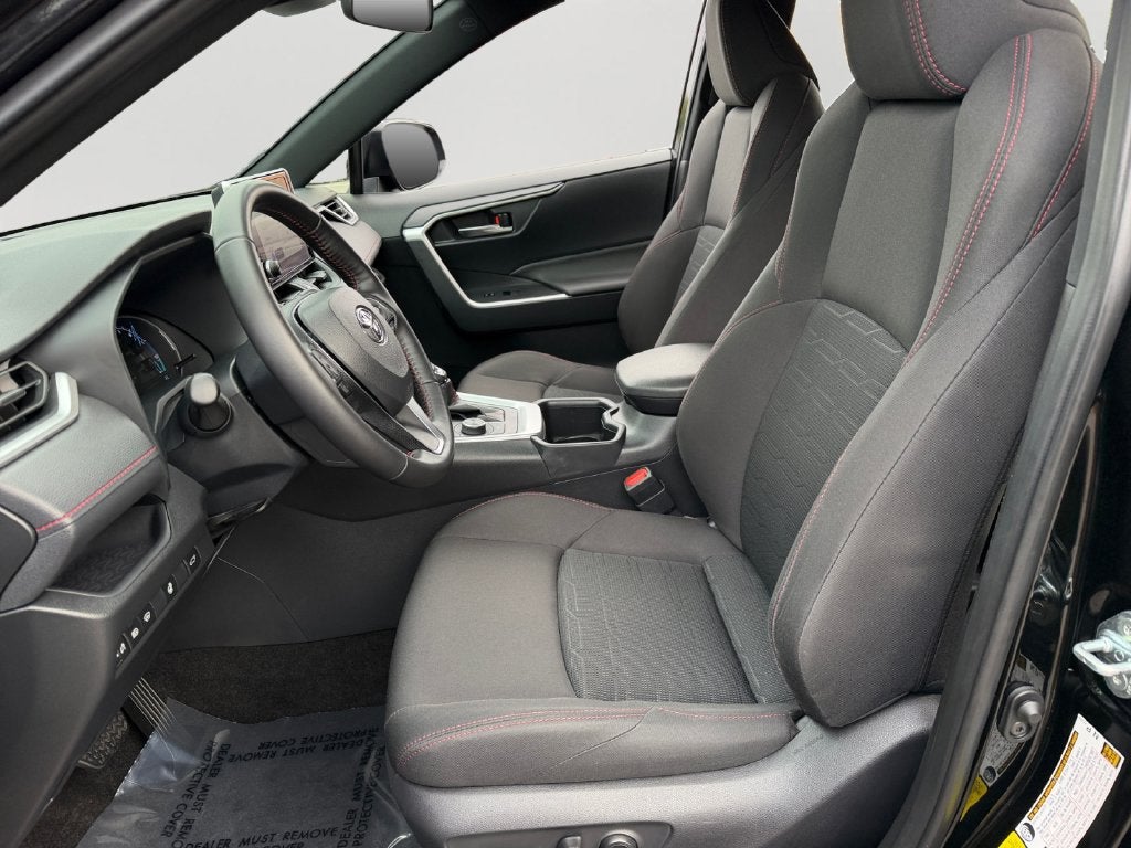 2025 Toyota RAV4 Plug-In Hybrid SE