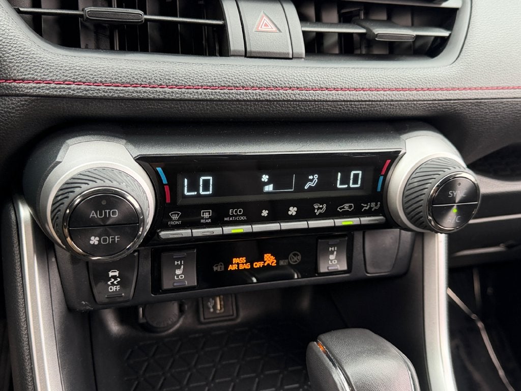 2025 Toyota RAV4 Plug-In Hybrid SE